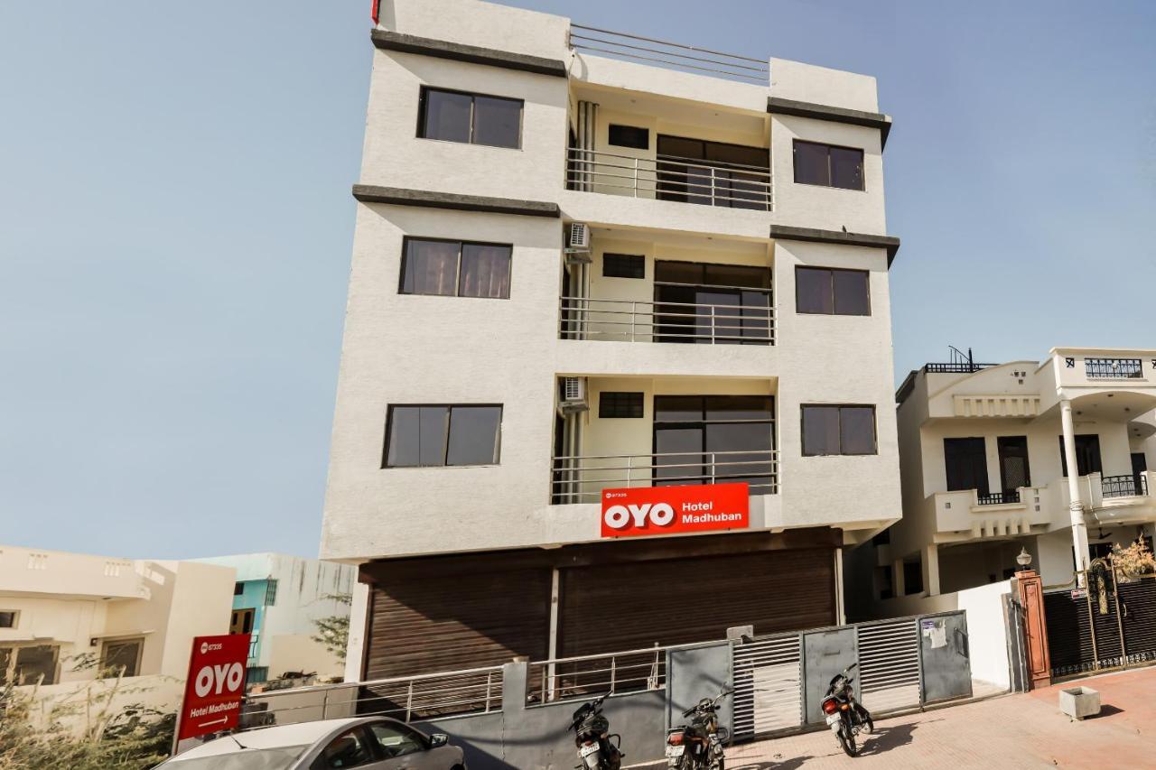 Oyo 67335 Hotel Madhuban Ajmer Eksteriør billede